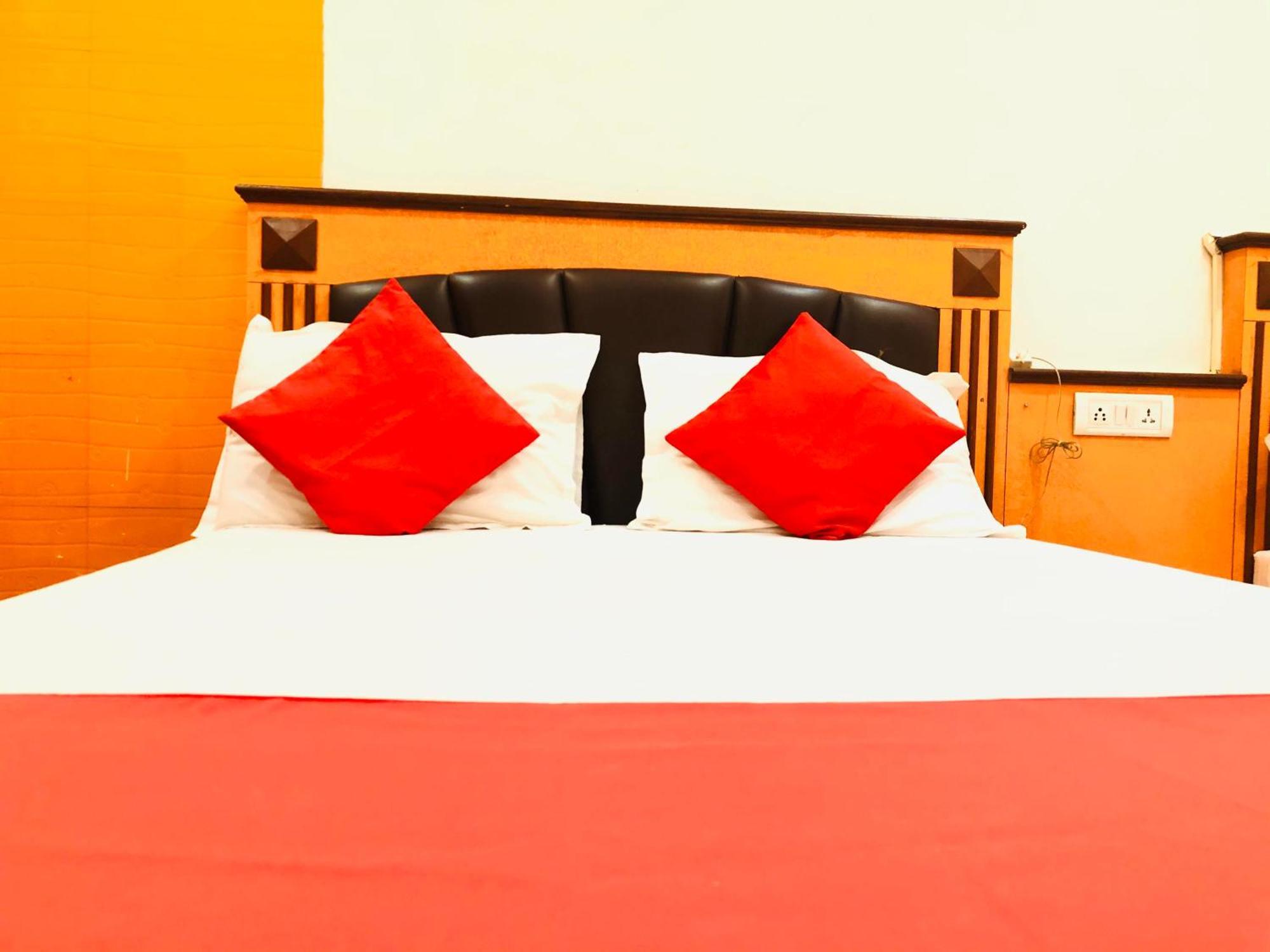 Hotel Volga 2 Mumbai Eksteriør bilde